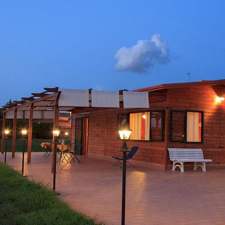 מילאצו Agriturismo Il Gelsomino Ritrovato מראה חיצוני תמונה