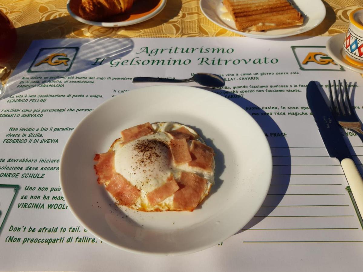 מילאצו Agriturismo Il Gelsomino Ritrovato מראה חיצוני תמונה